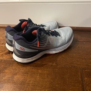 New Balance 880 Women’s Running Shoes